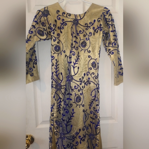 Kurta - Picture 2 of 4